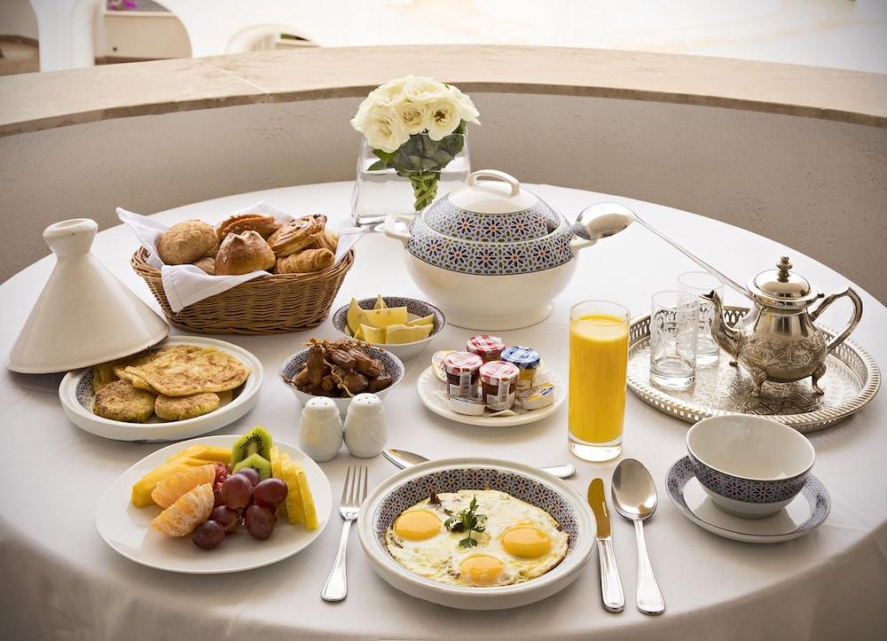 L' Amphitrite Palace Beach Resort & Spa Skhirat Eksteriør billede