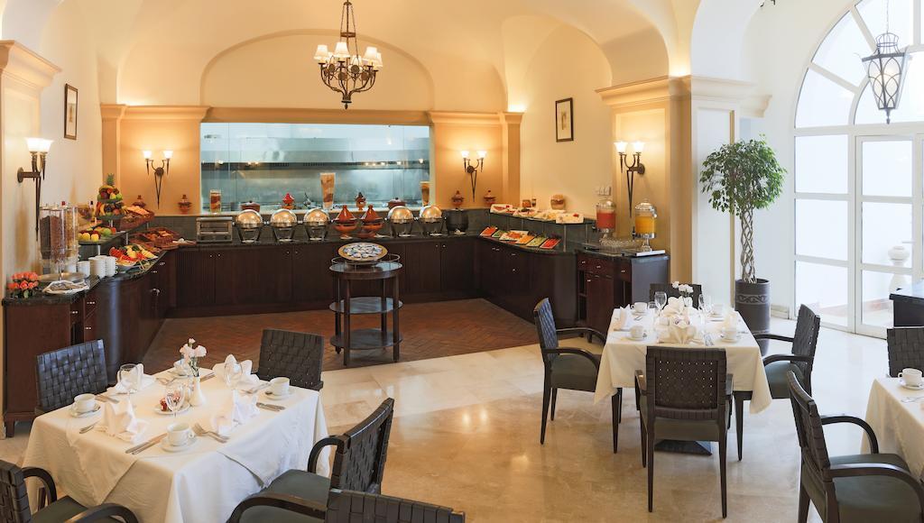 L' Amphitrite Palace Beach Resort & Spa Skhirat Eksteriør billede